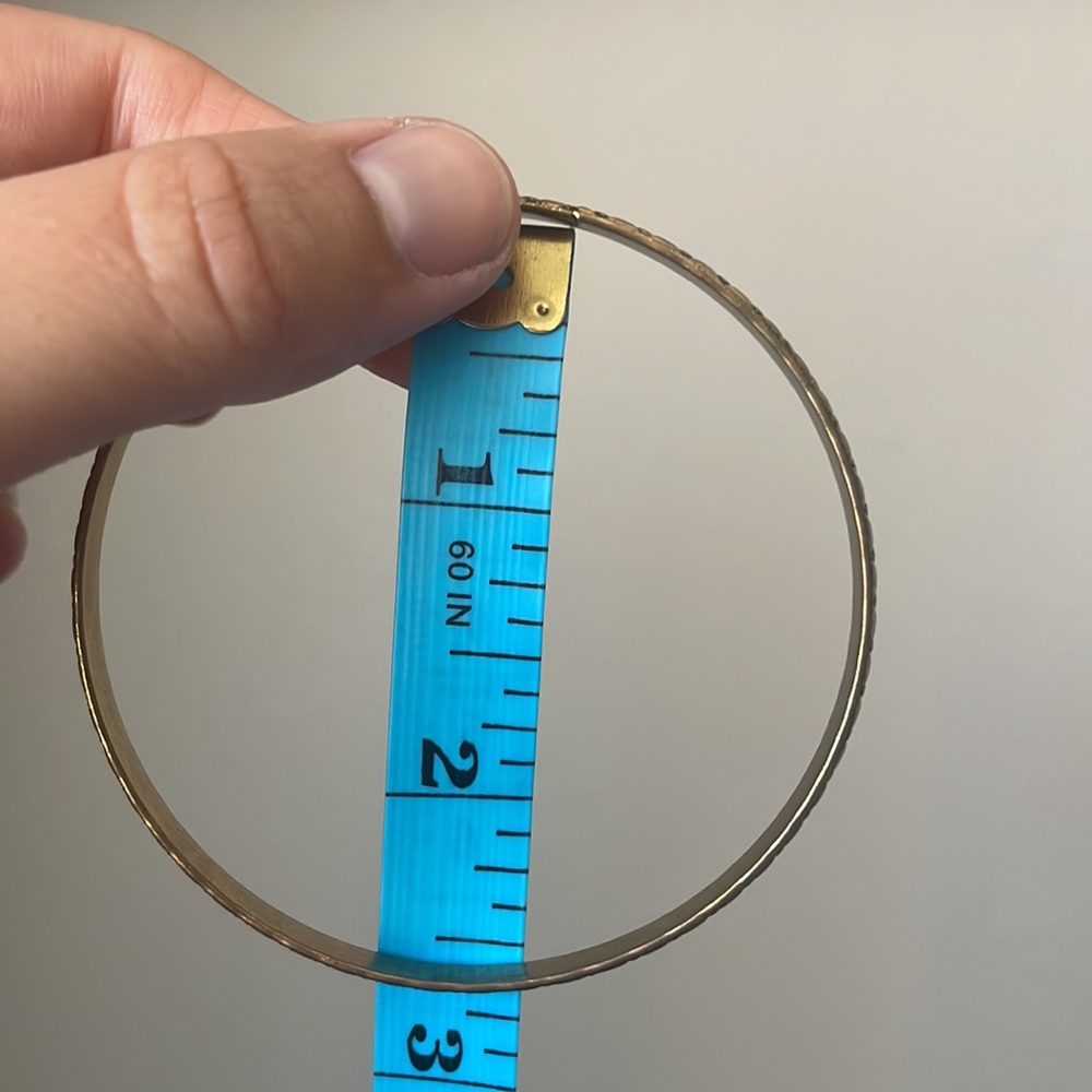 Set of bronze colored bangles - Picture 5 of 5
